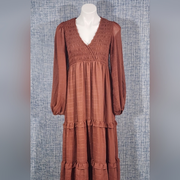 Elegant Brown Long Sleeve Dress - Picture 8 of 9